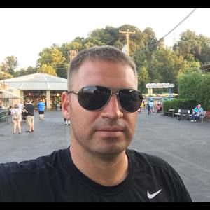 Meet your Posher, Travis